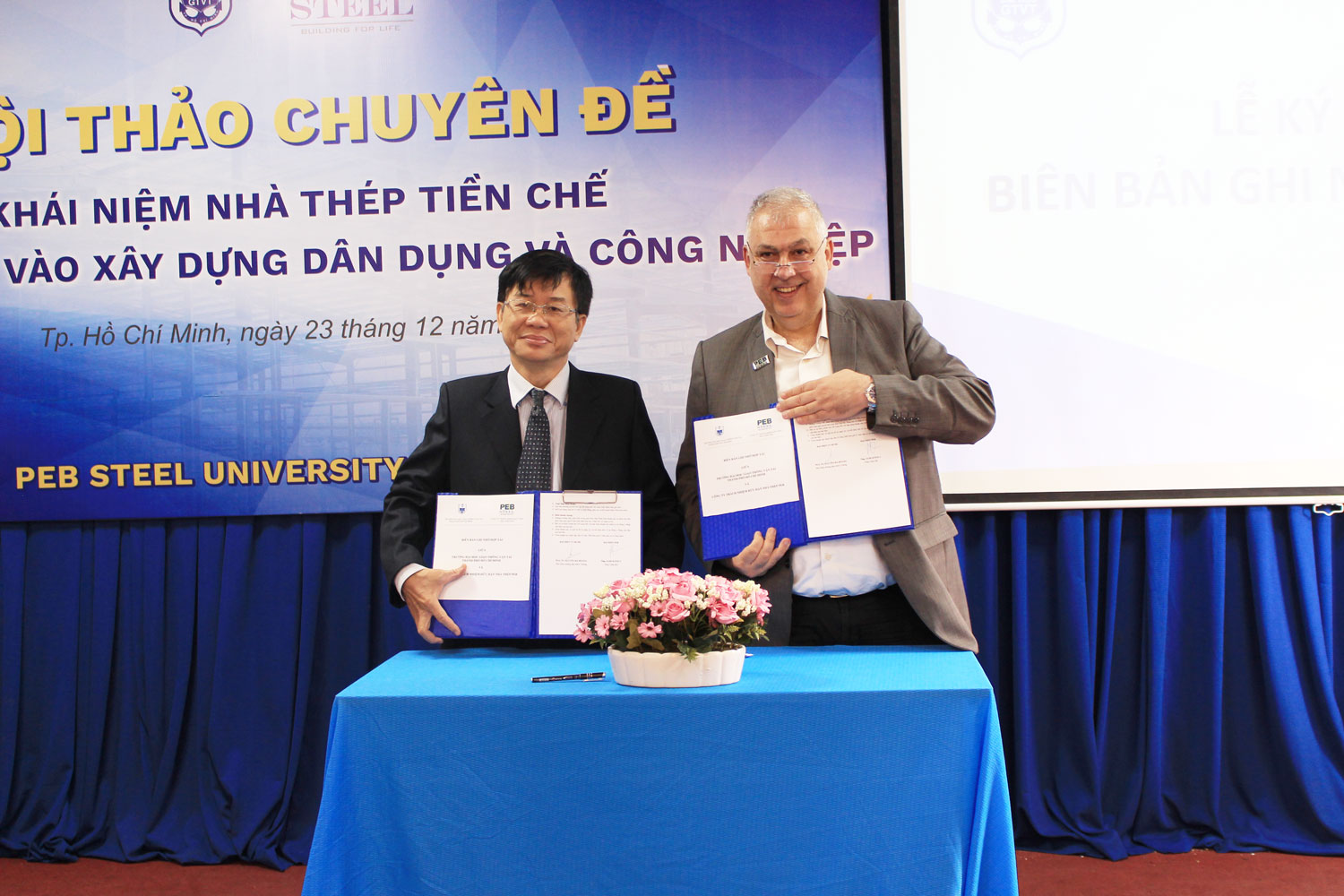 university-tour-uthcmc-mou-signing